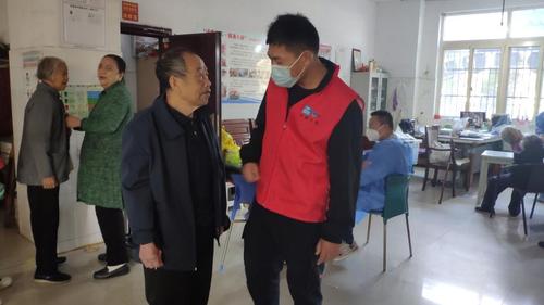 中建八局天台医共体项目与联建单位开展健康义诊活动